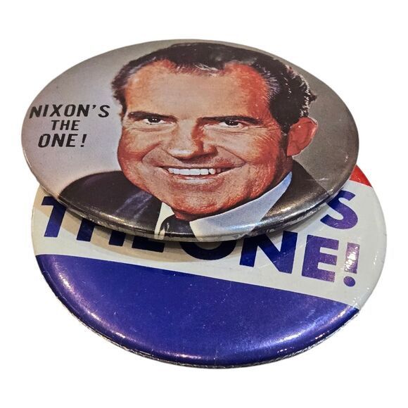 2 Nixon's The One Vintage Used 1968 Pinback Slogan Button Presidential Campaign - Picture 7 of 11